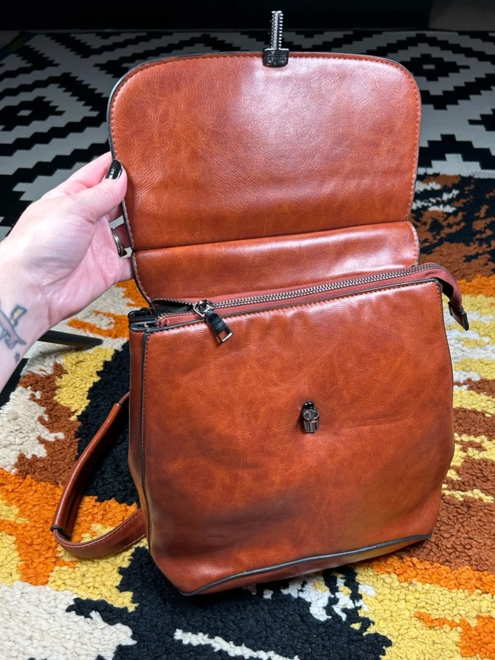 WINK KANGAROO, faux leather backpack!!